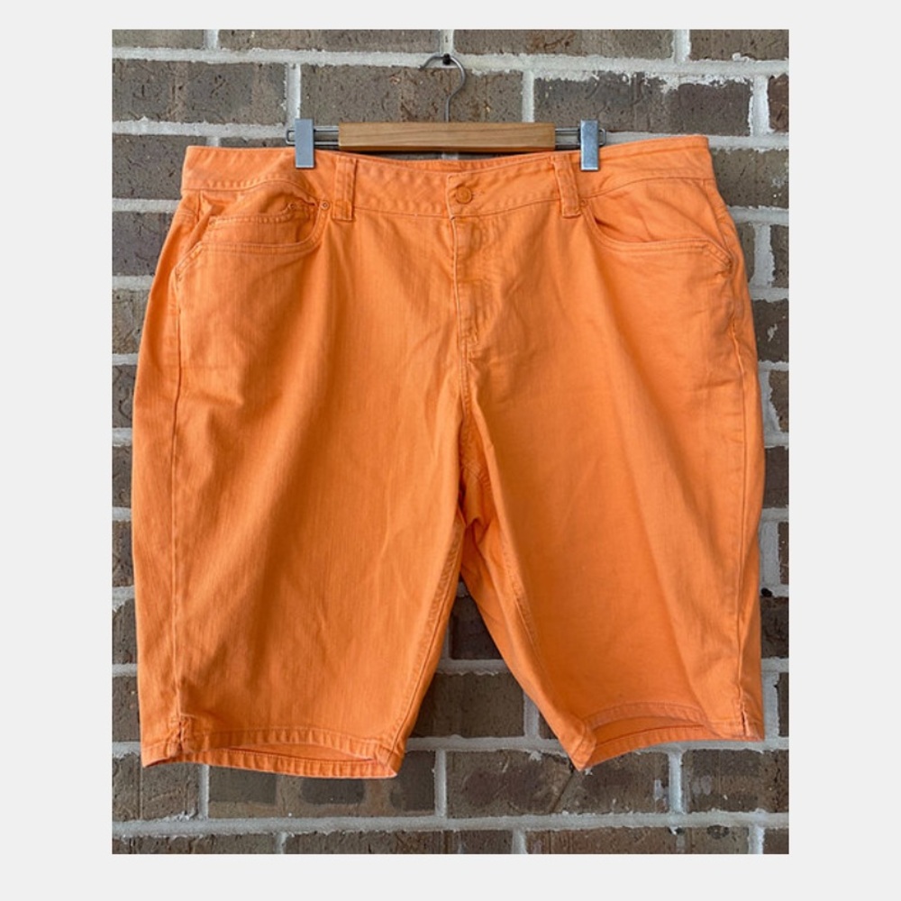 Cato Orange Shorts, Size 24W
